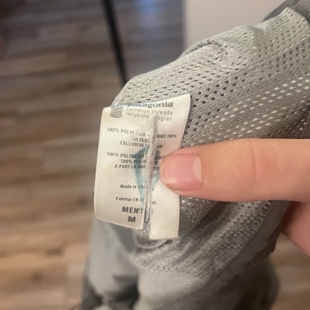 Patagonia Torrentshell H2NO Rain Shell Jacket Grey Hooded Full Zip Men's M READ - Picture 3 of 13